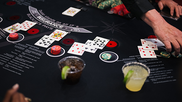 Blackjack Là Gì Và Ai Cũng Có Thể Học Được